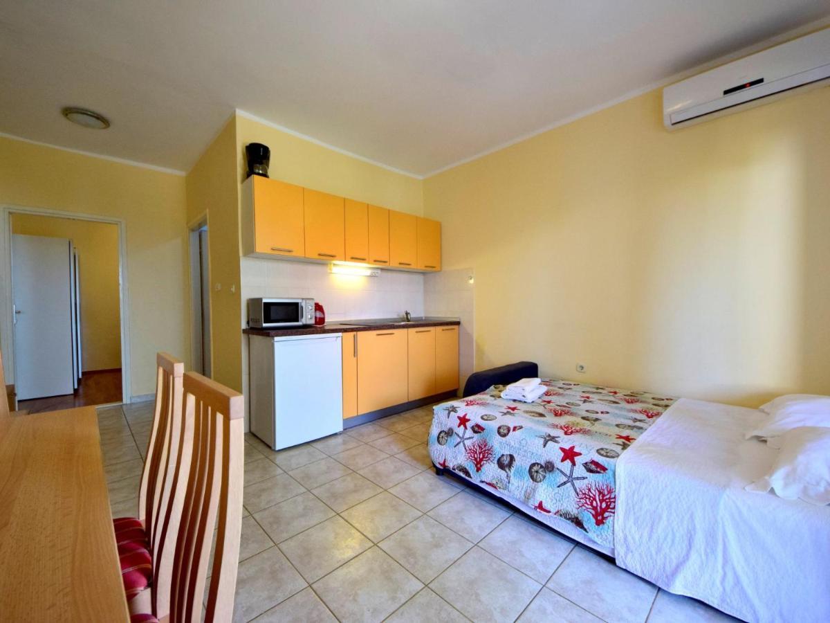 Apartment Katarina 2 - Sib155-1 By Interhome Brodarica  Exterior photo